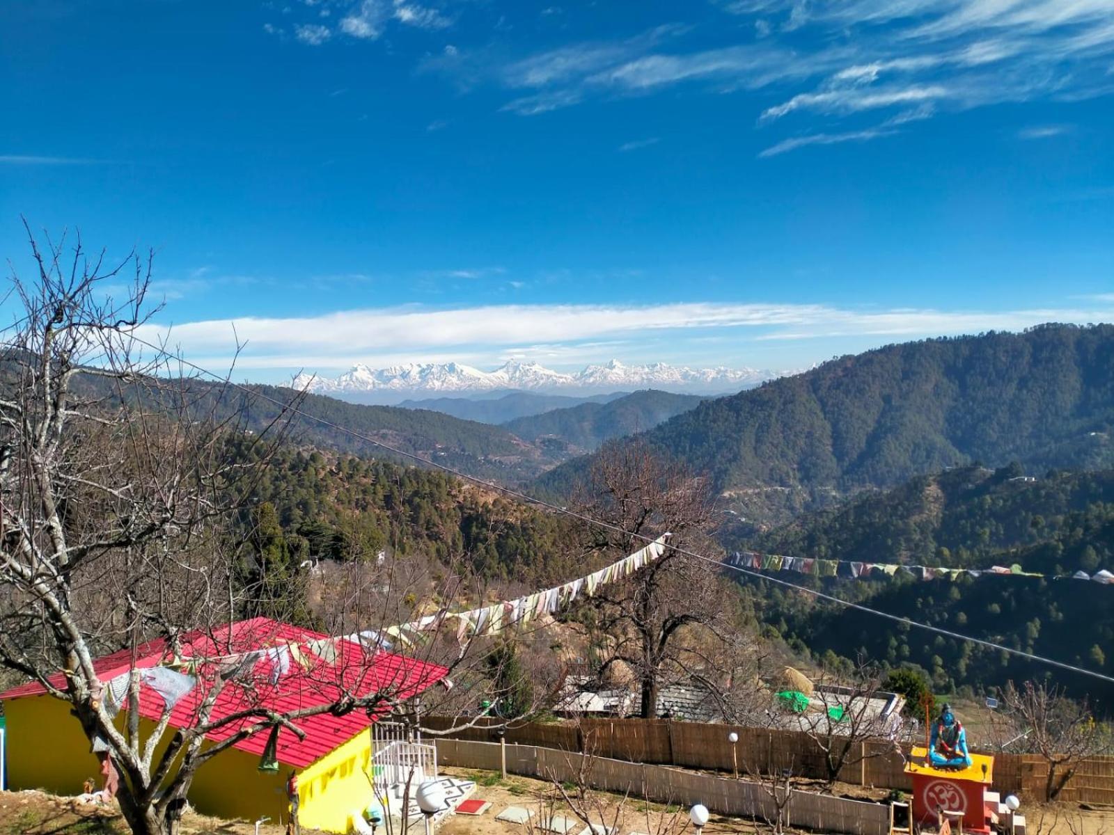 Hotel The Pahadi Nest Mukteshwar Exterior foto