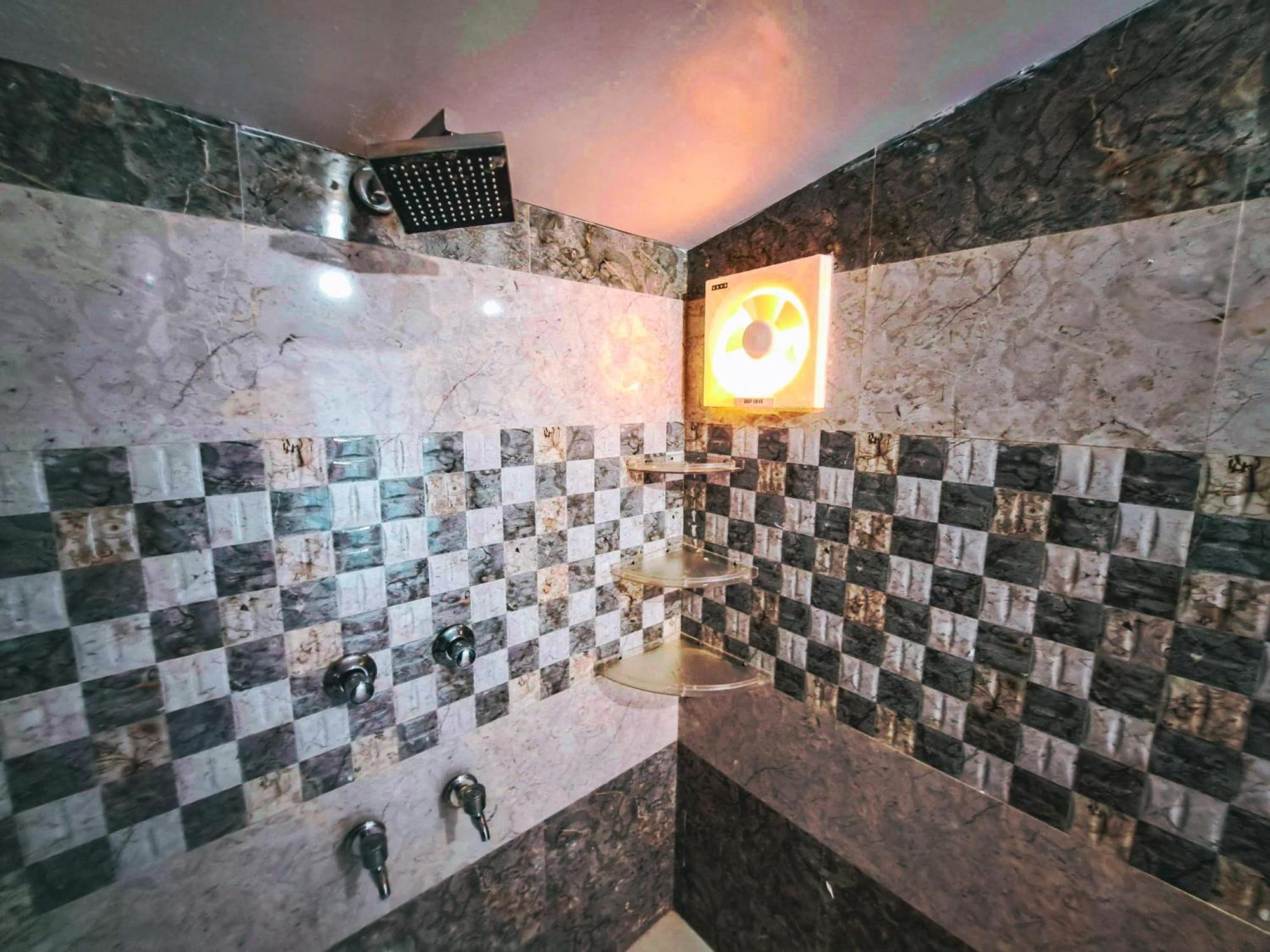 Hotel The Pahadi Nest Mukteshwar Exterior foto